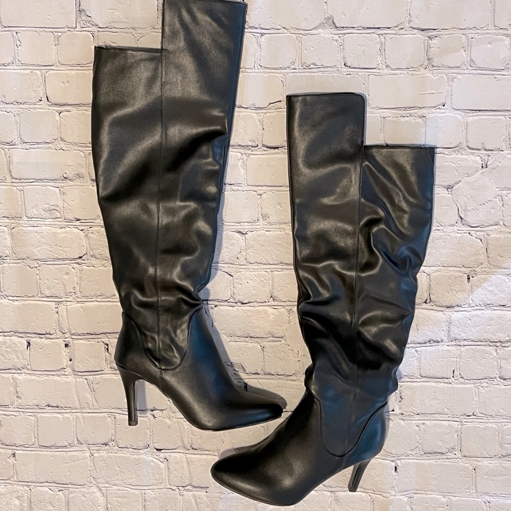 Womens black brand new tall boots